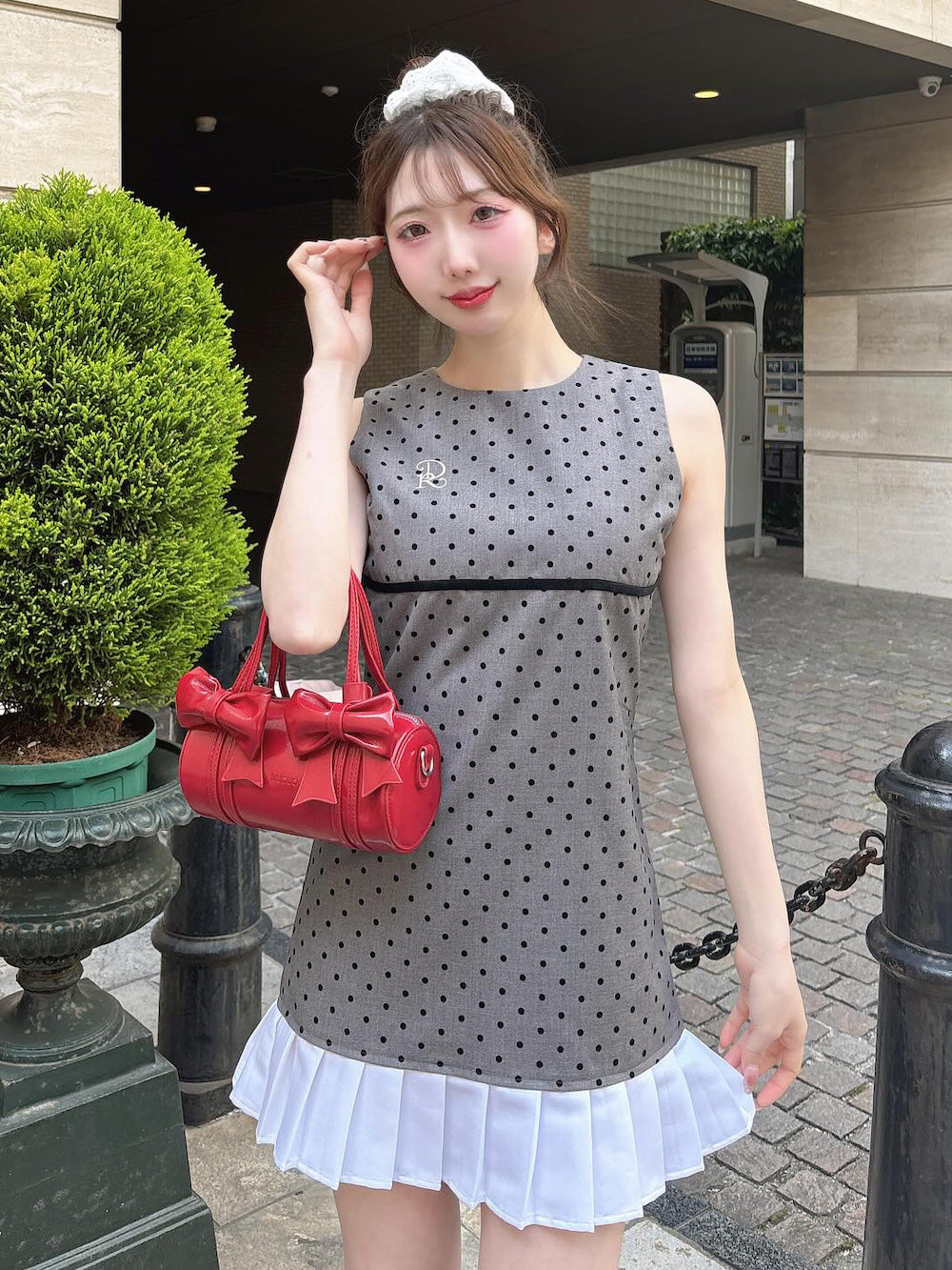 モデル:160cm(着用サイズ:FREE 着用カラー:GRY)