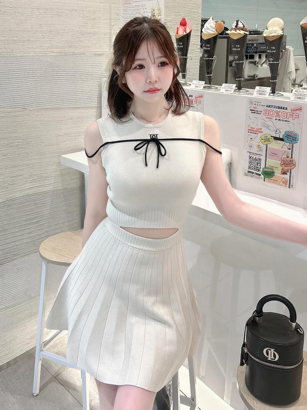 モデル:164cm(着用サイズ:FREE 着用カラー:IVO)