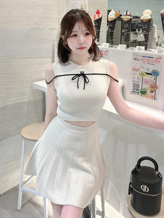 モデル:164cm(着用サイズ:FREE 着用カラー:IVO)