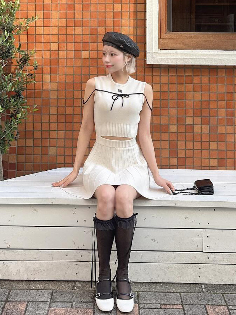 モデル:155cm(着用サイズ:FREE 着用カラー:IVO)