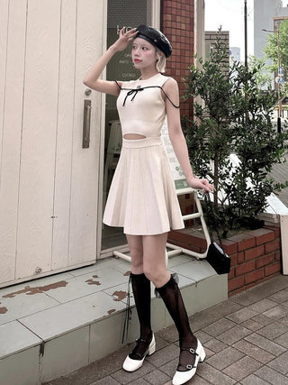 モデル:155cm(着用サイズ:FREE 着用カラー:IVO)