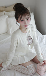 モデル:158cm(着用サイズ:FREE 着用カラー:WHT)