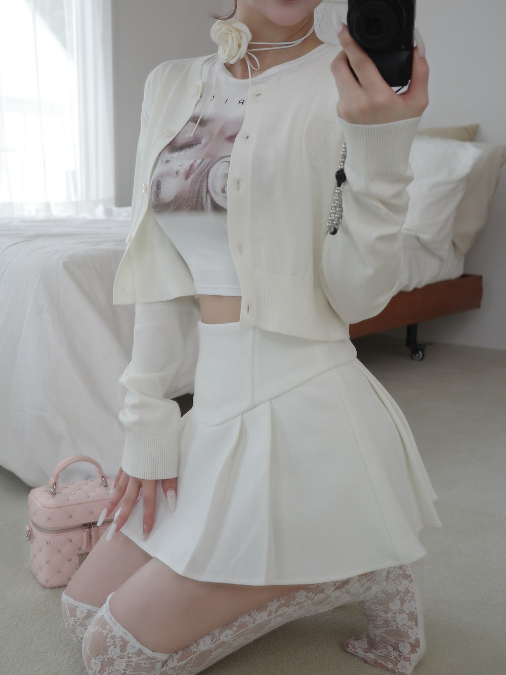 モデル:158cm(着用サイズ:FREE 着用カラー:WHT)