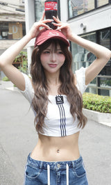 モデル:158cm(着用サイズ:FREE 着用カラー:WHT)