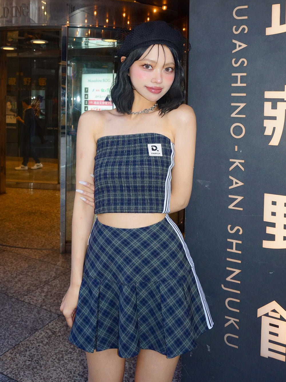 モデル:163cm(着用サイズ:FREE 着用カラー:GRN)