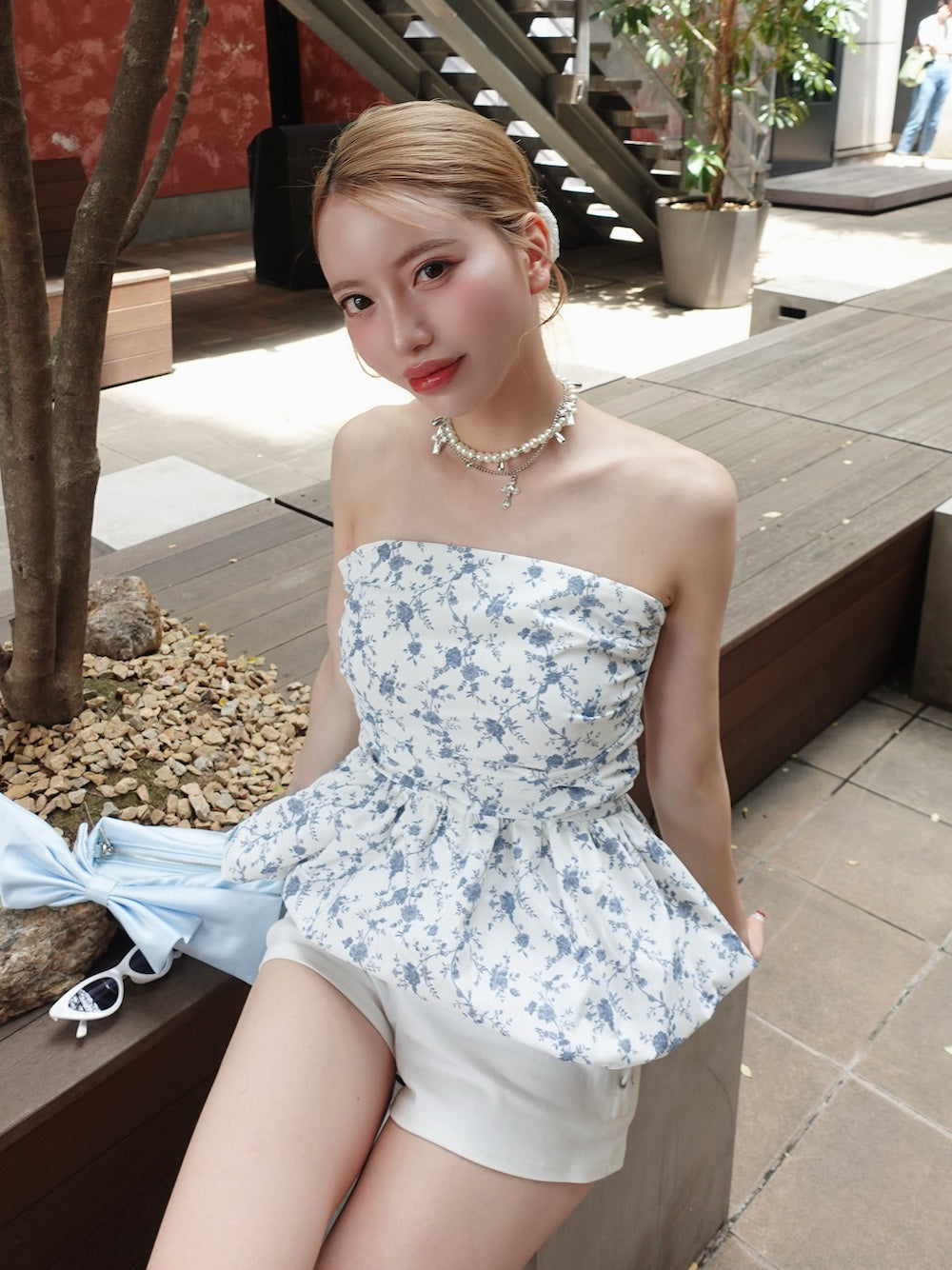 モデル:155cm(着用サイズ:FREE 着用カラー:WHT)