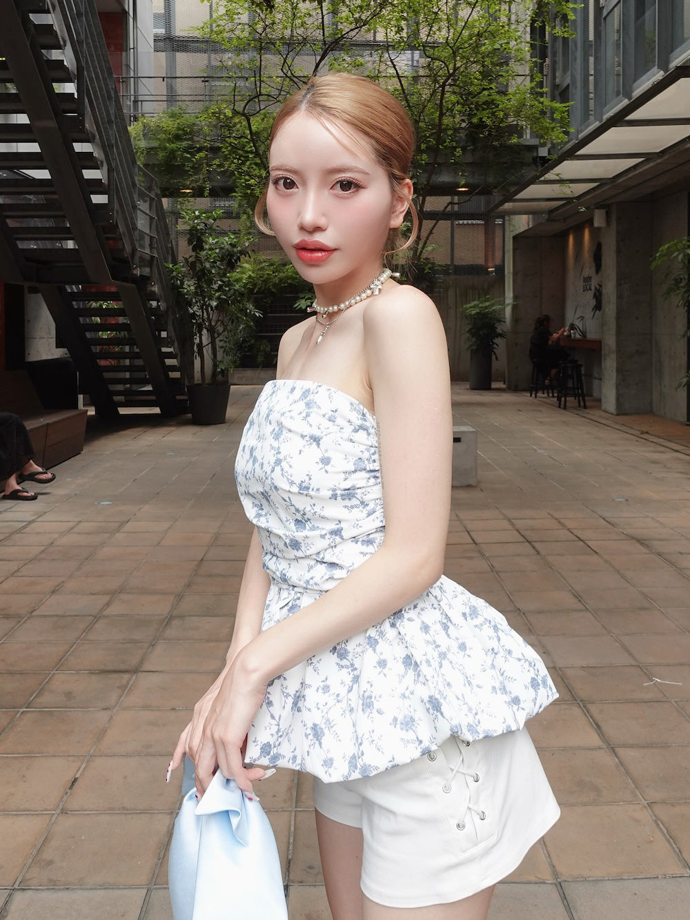 モデル:155cm(着用サイズ:FREE 着用カラー:WHT)