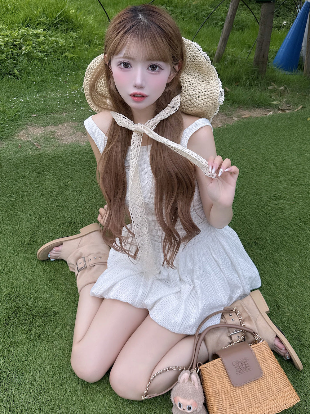 モデル:158cm(着用サイズ:FREE 着用カラー:WHT)