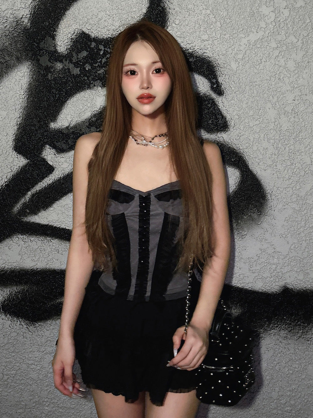 モデル:158cm(着用サイズ:FREE 着用カラー:BLK)