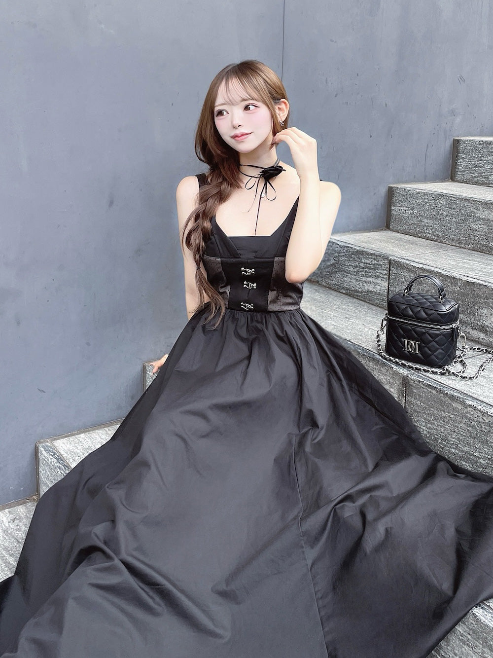 モデル:156cm(着用サイズ:FREE 着用カラー:WHT)