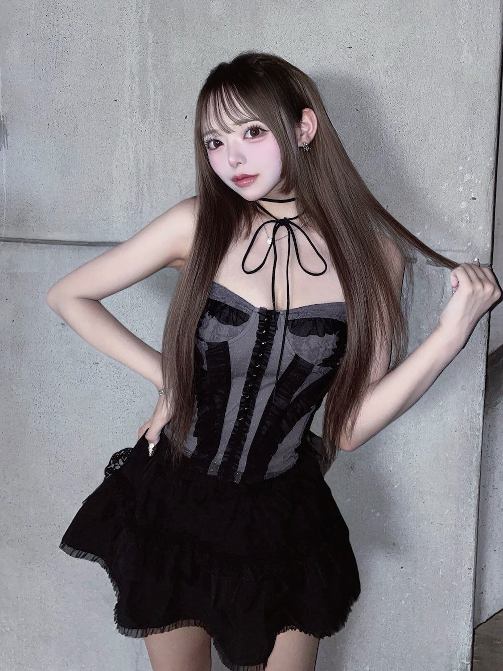 モデル:156cm(着用サイズ:FREE 着用カラー:BLK)