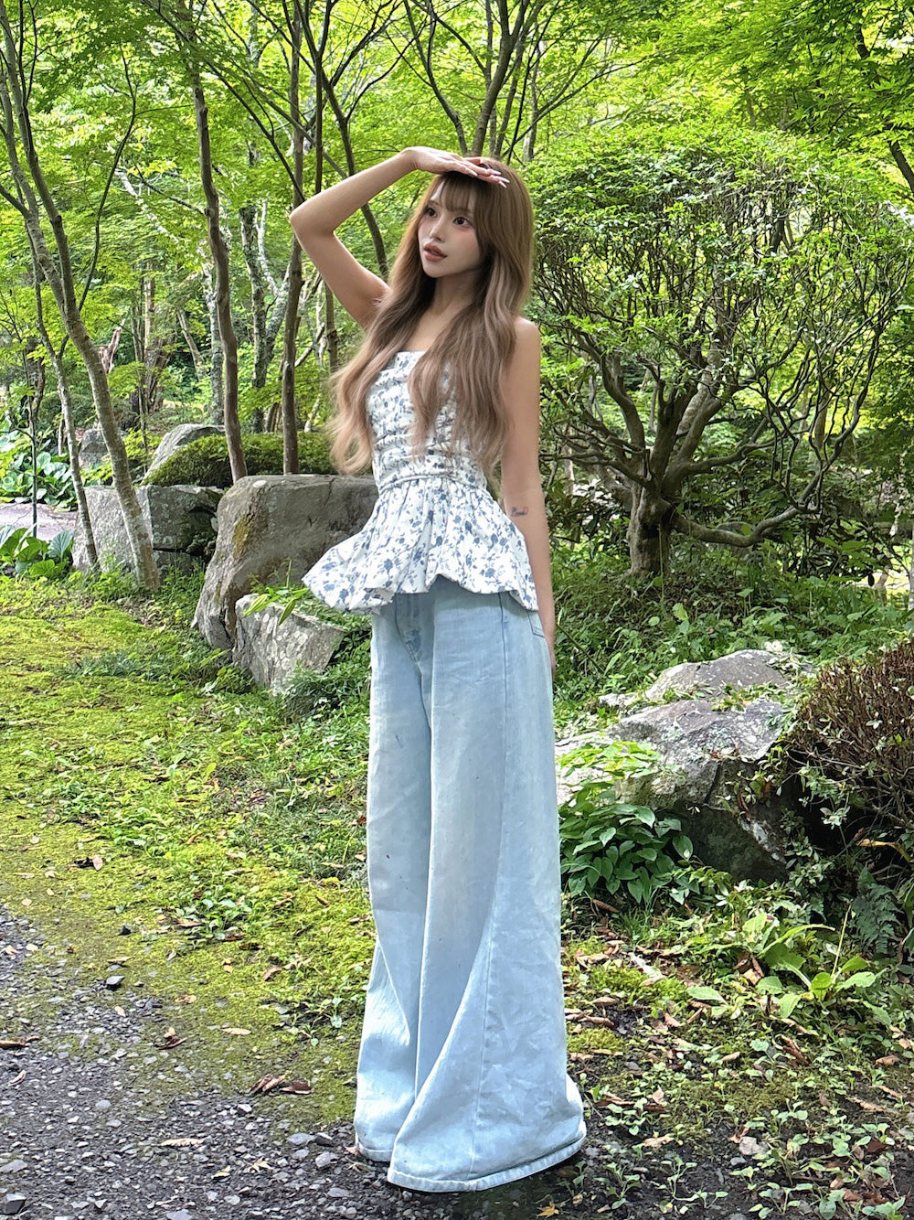 モデル:158cm(着用サイズ:S 着用カラー:I-BLU)