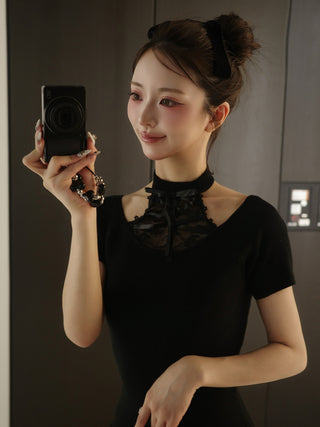 モデル:158cm(着用サイズ:FREE 着用カラー:BLK)
