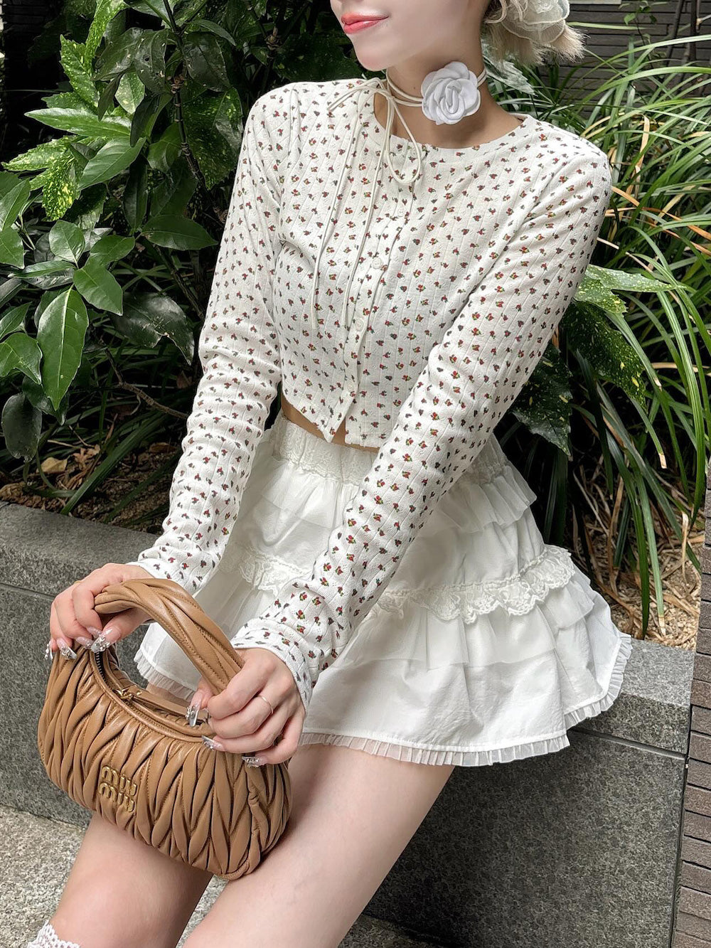 モデル:155cm(着用サイズ:FREE 着用カラー:WHT)