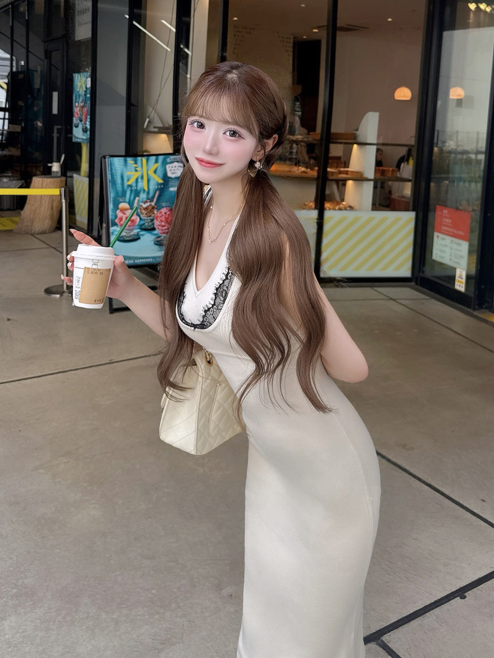 モデル:158cm(着用サイズ:FREE 着用カラー:IVO)