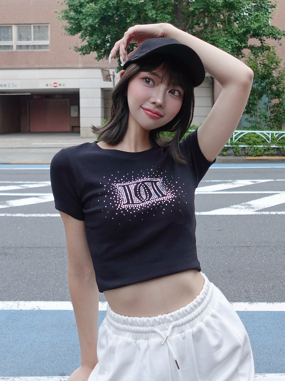 モデル:163cm(着用サイズ:FREE 着用カラー:BLK)