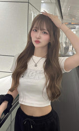 モデル:157cm(着用サイズ:FREE 着用カラー:WHT)
