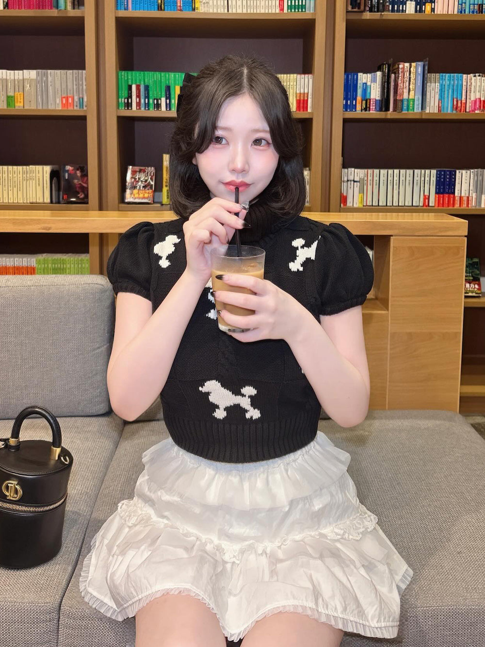 モデル:164cm(着用サイズ:FL 着用カラー:WHT)