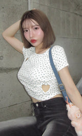 モデル:155cm(着用サイズ:FREE 着用カラー:WHT)