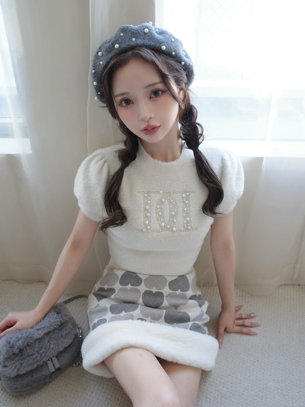 モデル:158cm(着用サイズ:FREE 着用カラー:IVO)