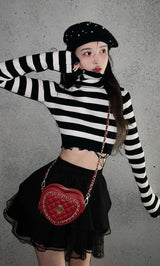 モデル:160cm(着用サイズ:FREE 着用カラー:BLK)