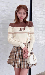 モデル:155cm(着用サイズ:FREE 着用カラー:IVO)