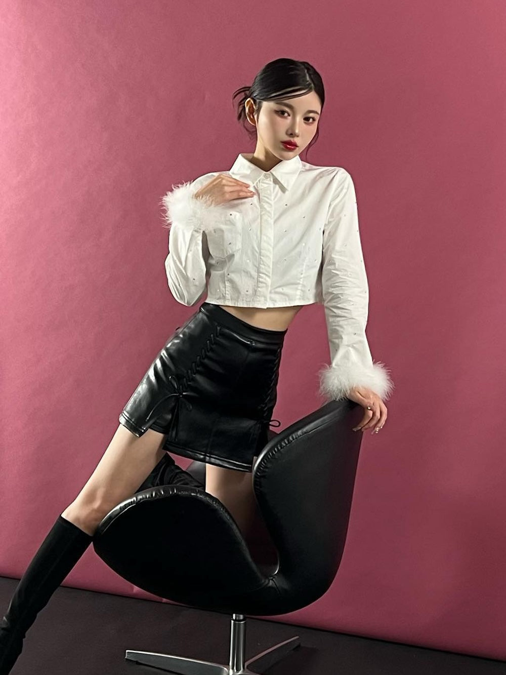 モデル:160cm(着用サイズ:S 着用カラー:BLK)