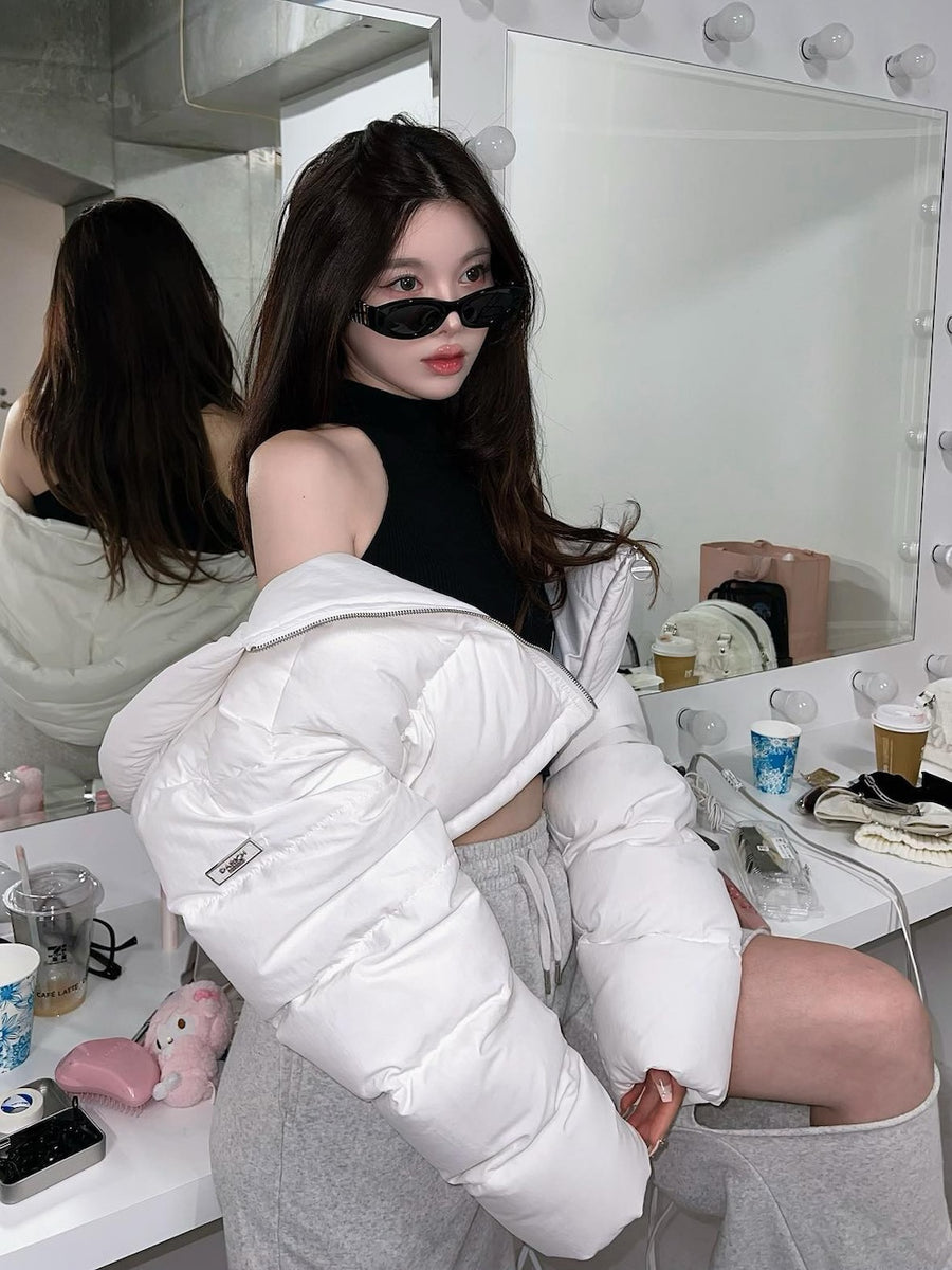 モデル:160cm(着用サイズ:FREE 着用カラー:WHT)
