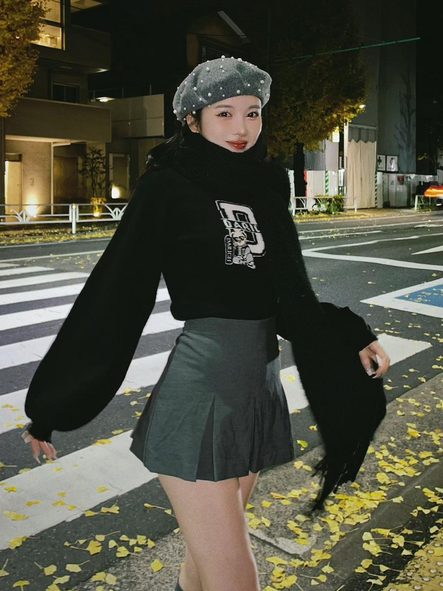 モデル:160cm(着用サイズ:FREE 着用カラー:BLK)