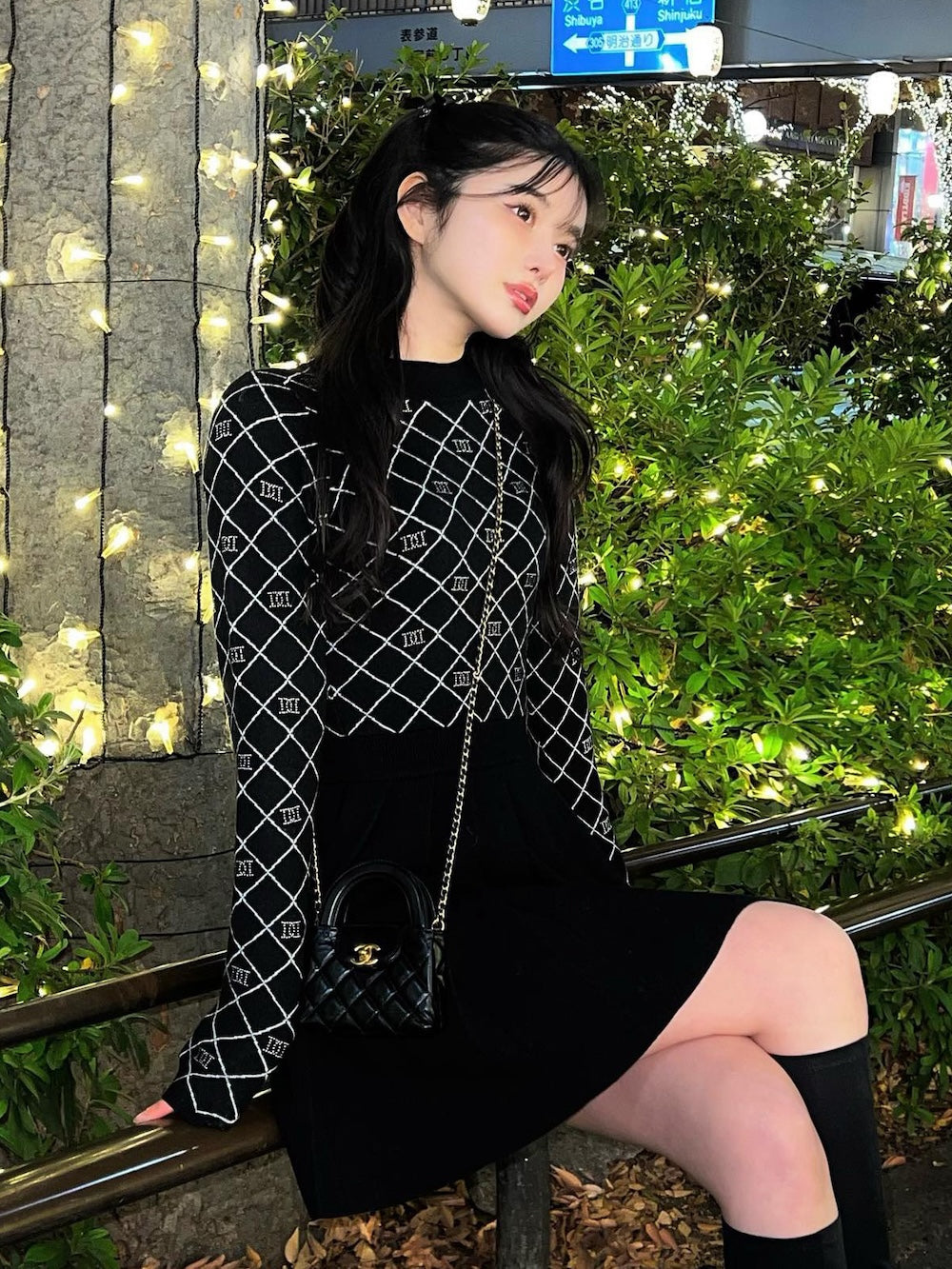 モデル:160cm(着用サイズ:FREE 着用カラー:BLK)
