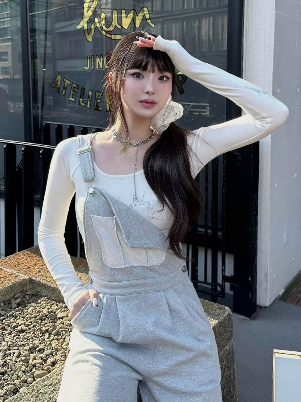 モデル:163cm(着用サイズ:FREE 着用カラー:GRY)