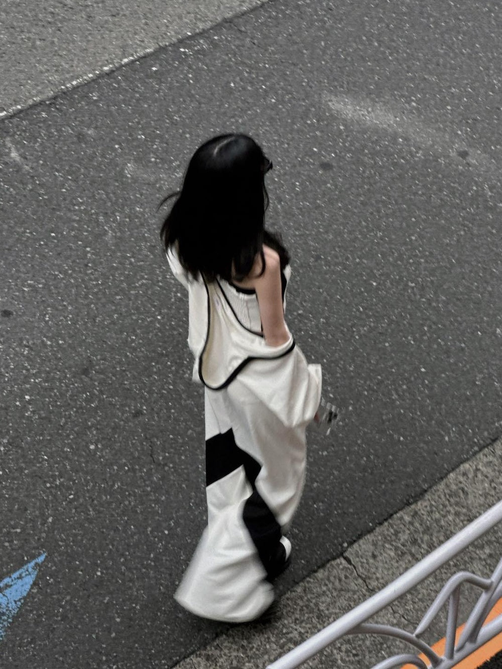 モデル:160cm(着用サイズ:FREE 着用カラー:IVO)