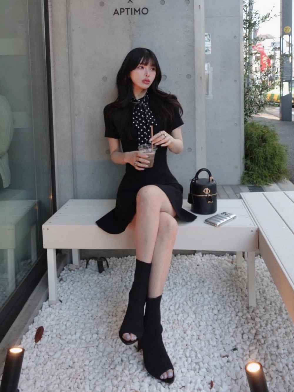 モデル:160cm(着用サイズ:FREE 着用カラー:BLK)