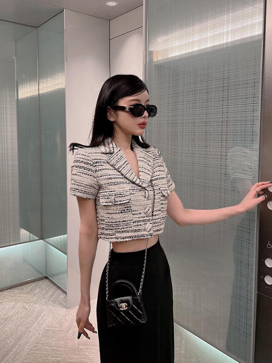 モデル:160cm(着用サイズ:FREE 着用カラー:WHT)