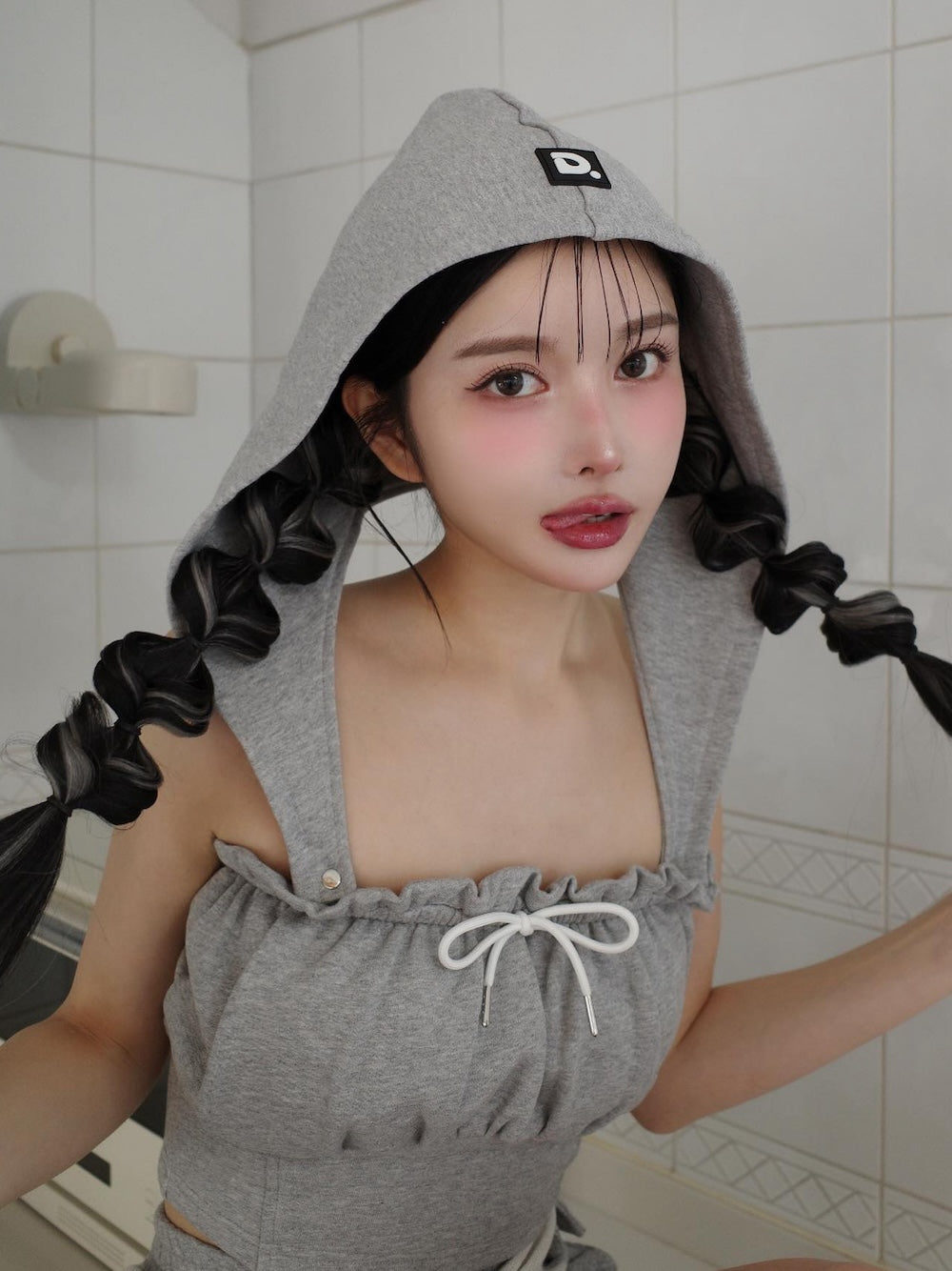 モデル:160cm(着用サイズ:FREE 着用カラー:GRY)