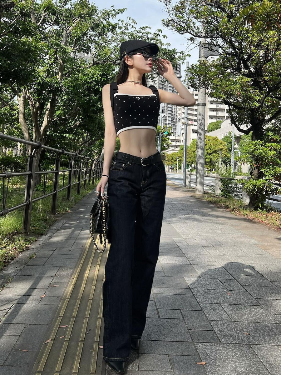 モデル:160cm(着用サイズ:FREE 着用カラー:BLK)