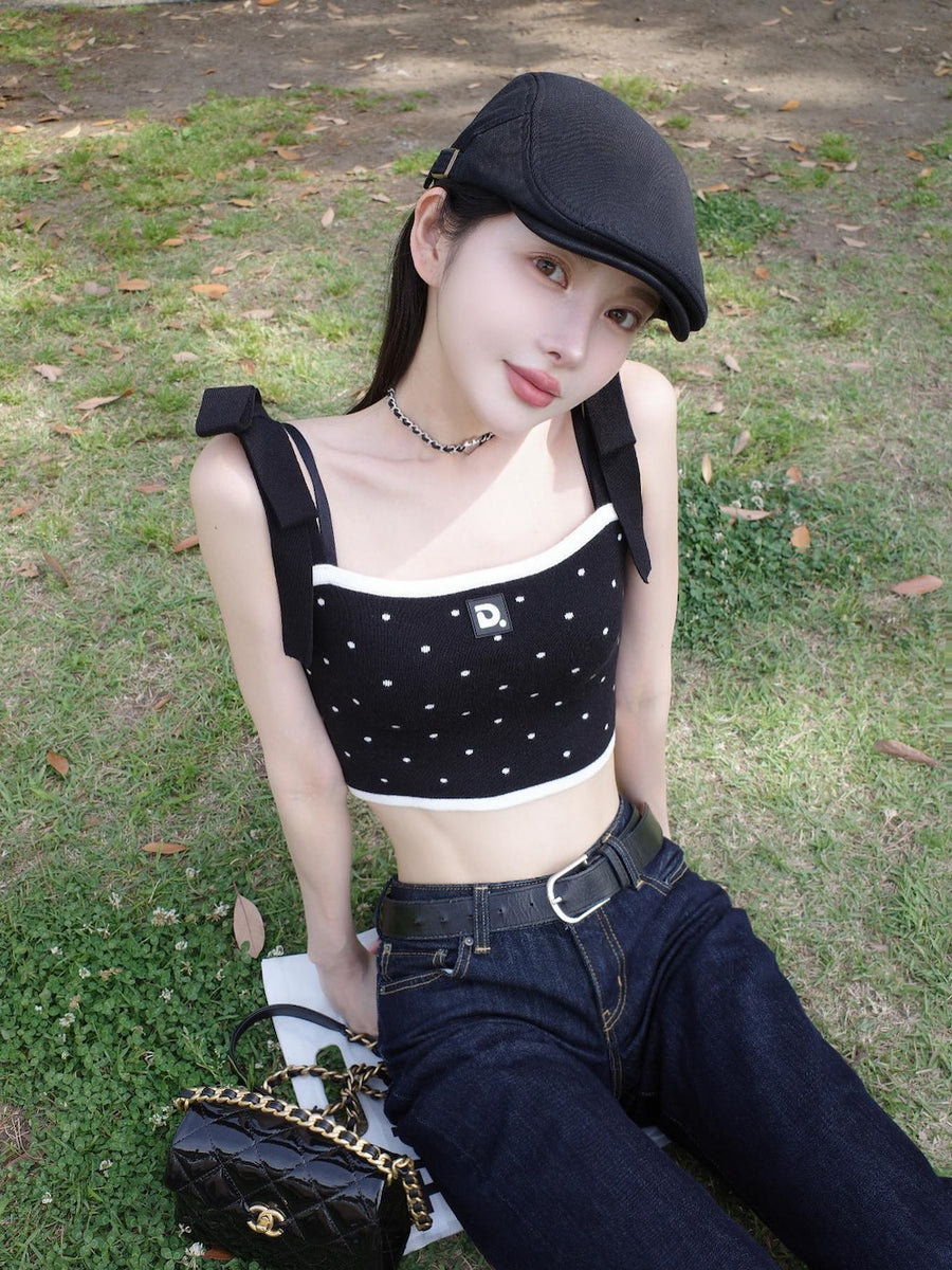 モデル:160cm(着用サイズ:FREE 着用カラー:BLK)