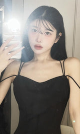 モデル:160cm(着用サイズ:FREE 着用カラー:BLK)
