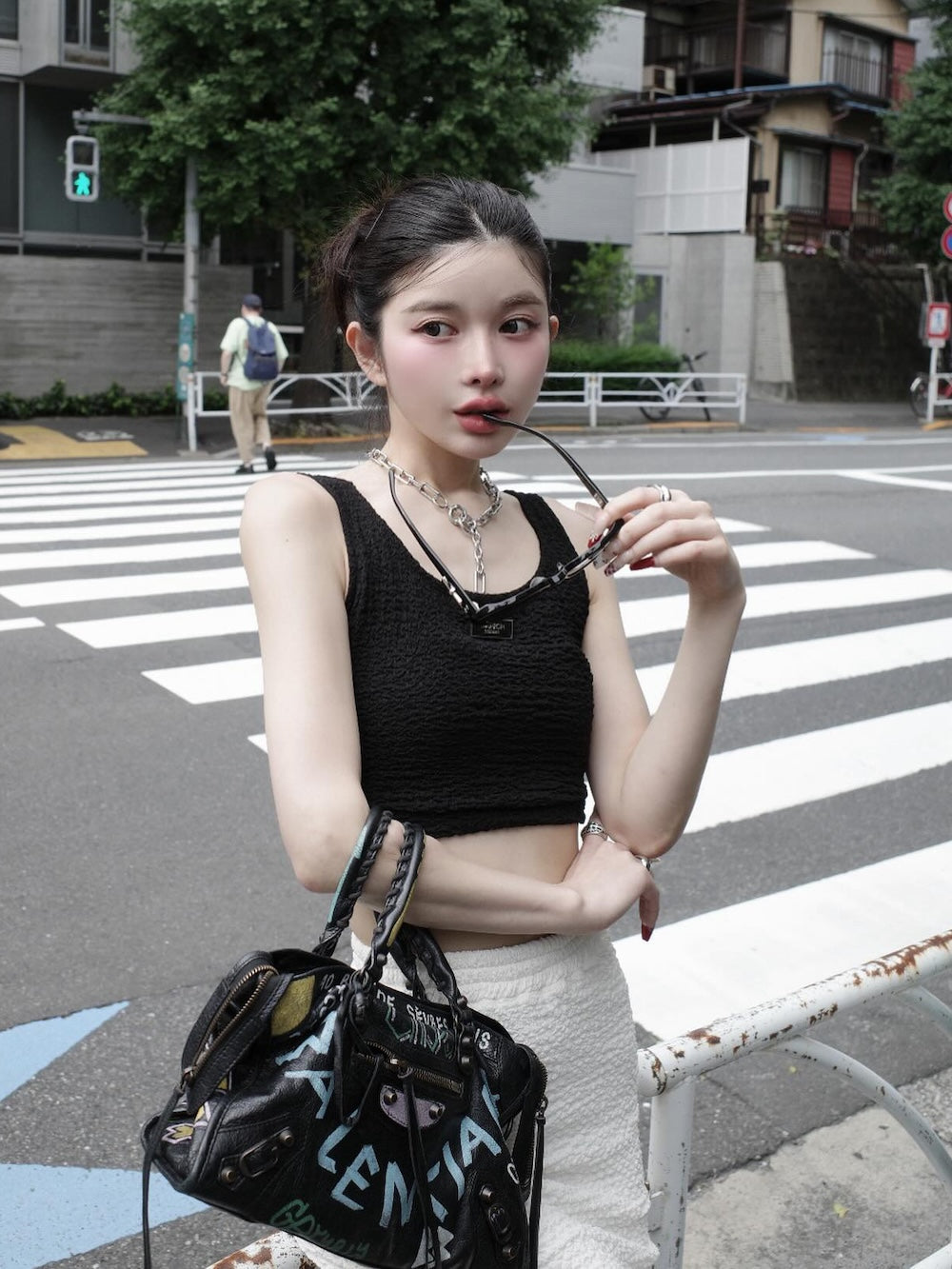 モデル:160cm(着用サイズ:FREE 着用カラー:BLK)