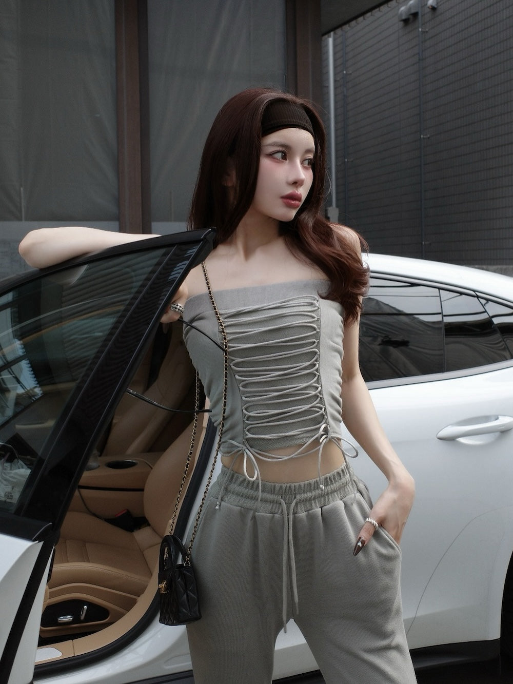 モデル:160cm(着用サイズ:FREE 着用カラー:GRY)