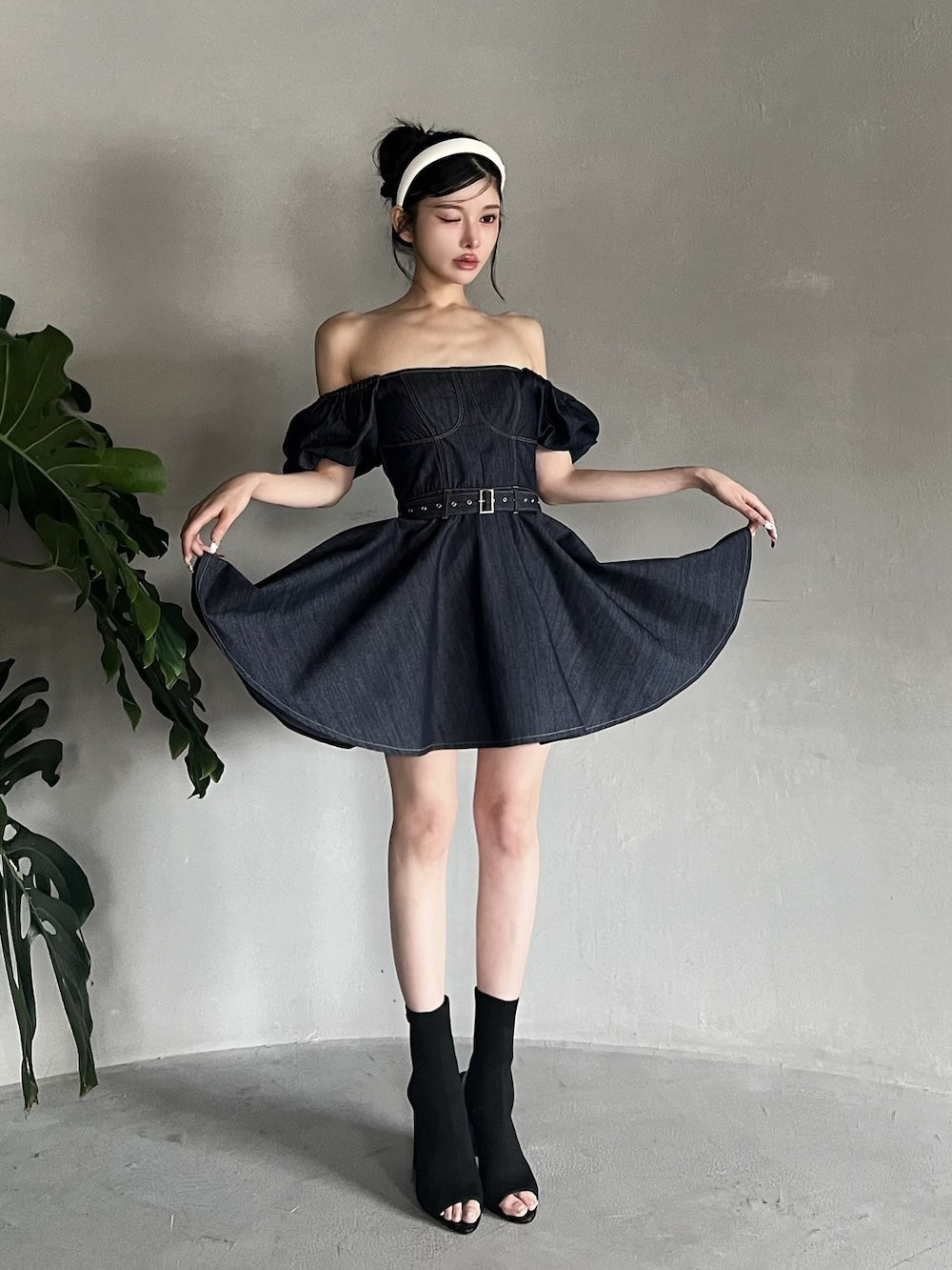 モデル:160cm(着用サイズ:FREE 着用カラー:IND)