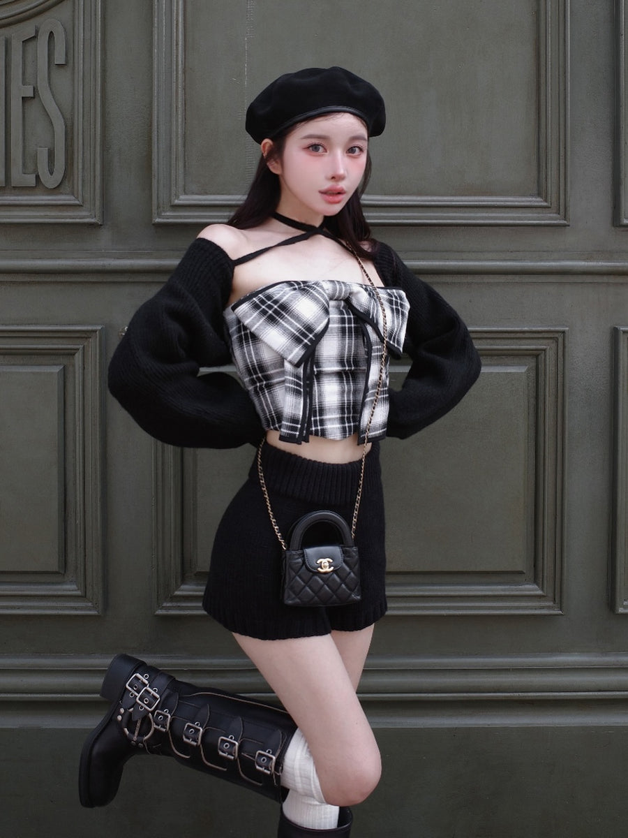 モデル:160cm(着用サイズ:FREE 着用カラー:BLK)