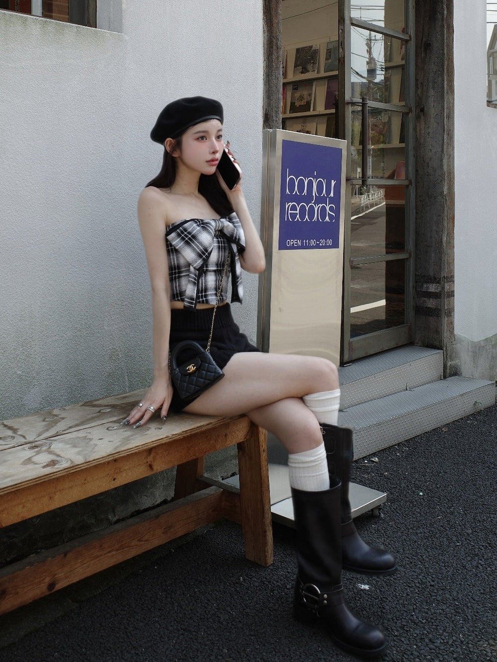 モデル:160cm(着用サイズ:FREE 着用カラー:BLK)