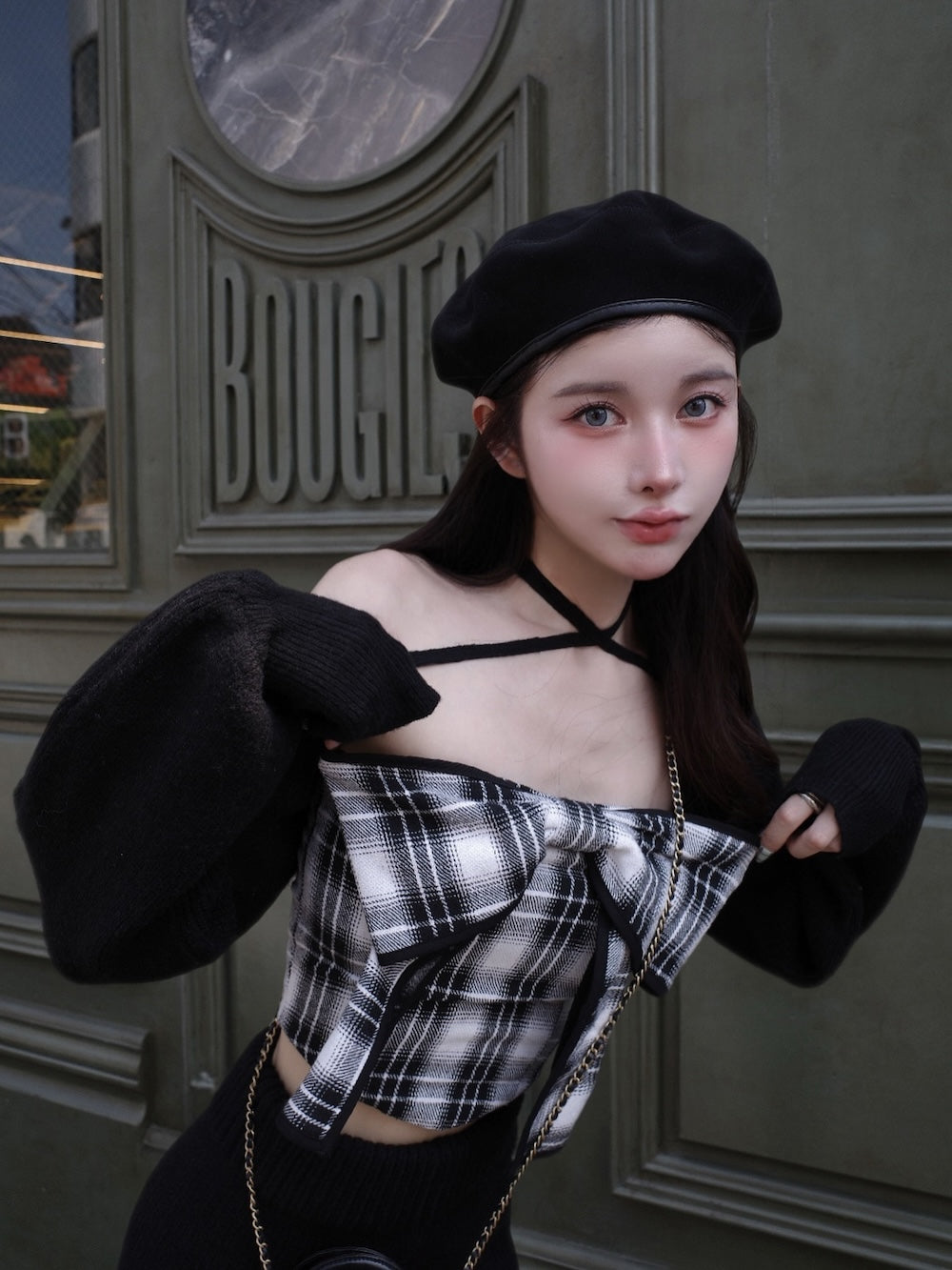 モデル:160cm(着用サイズ:FREE 着用カラー:BLK)