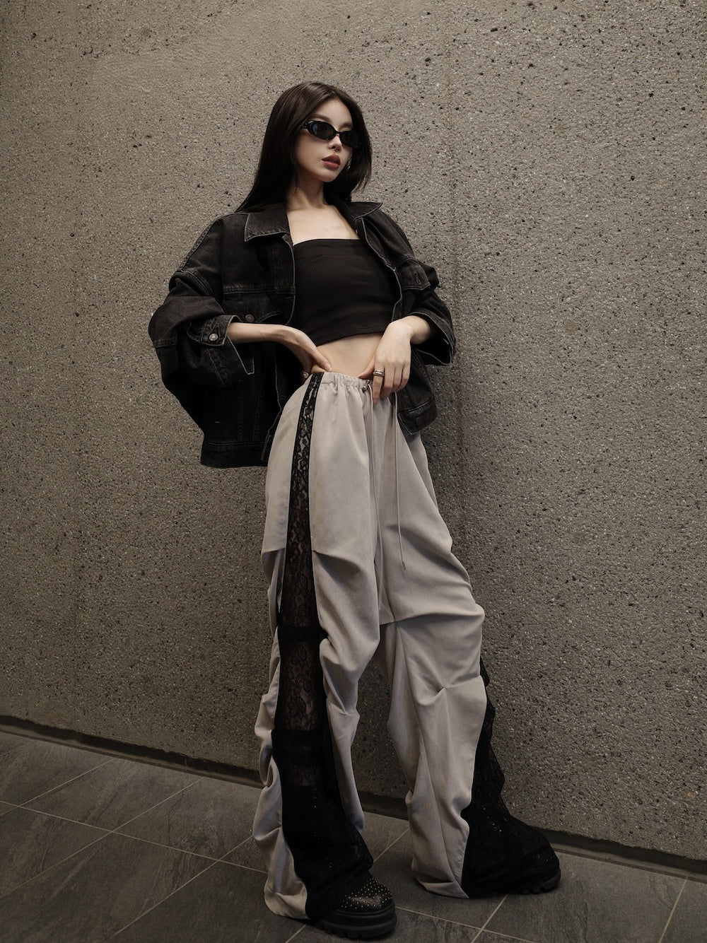 モデル:160cm(着用サイズ:FREE 着用カラー:GRY)