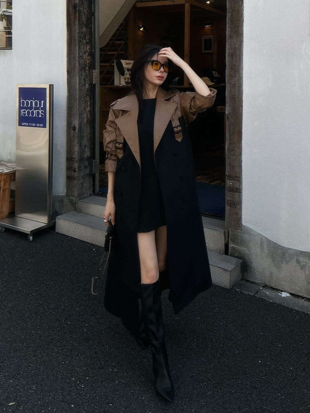 モデル:160cm(着用サイズ:FREE 着用カラー:BLK)