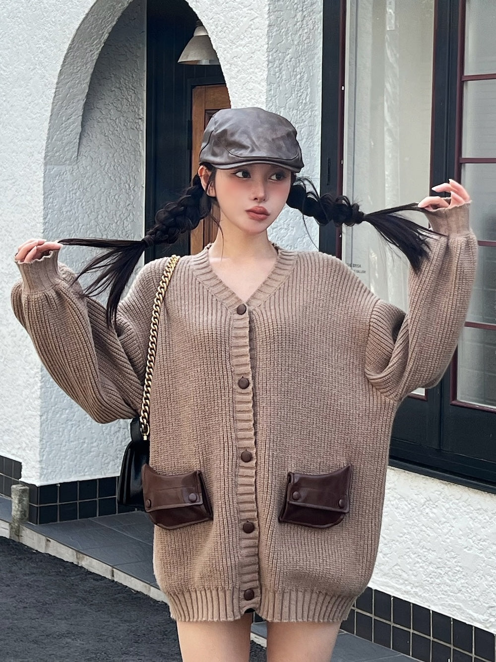 モデル:160cm(着用サイズ:FREE 着用カラー:BEG)