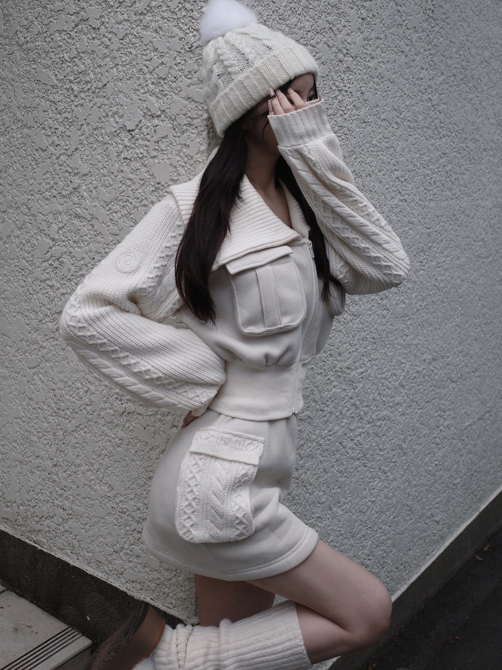 モデル:160cm(着用サイズ:FREE 着用カラー:IVO)