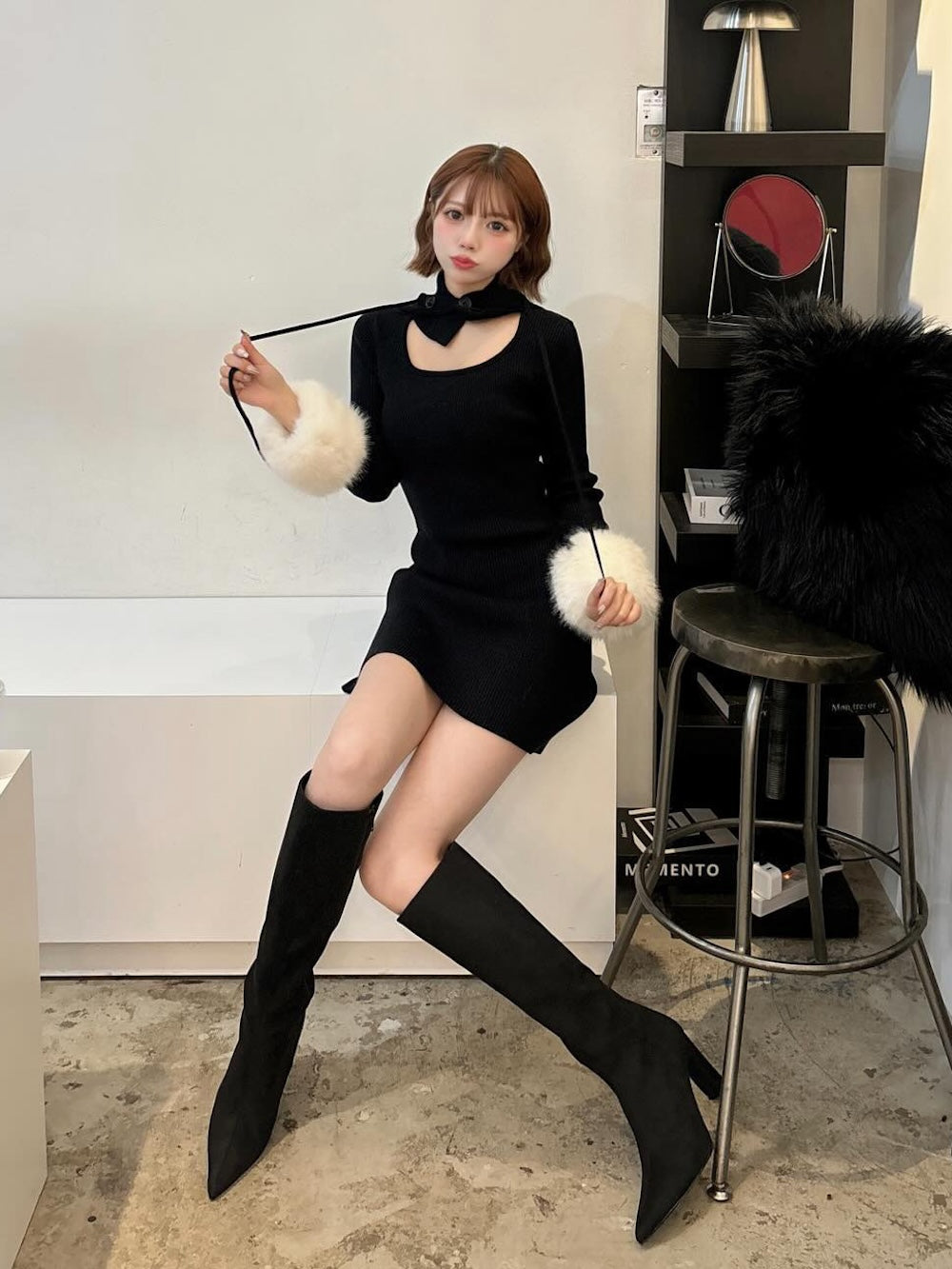 モデル:155cm(着用サイズ:FREE 着用カラー:BLK)
