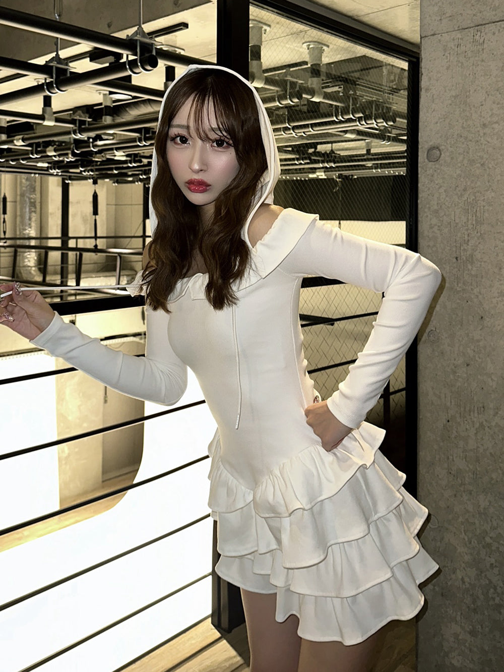 モデル:156cm(着用サイズ:FREE 着用カラー:WHT)